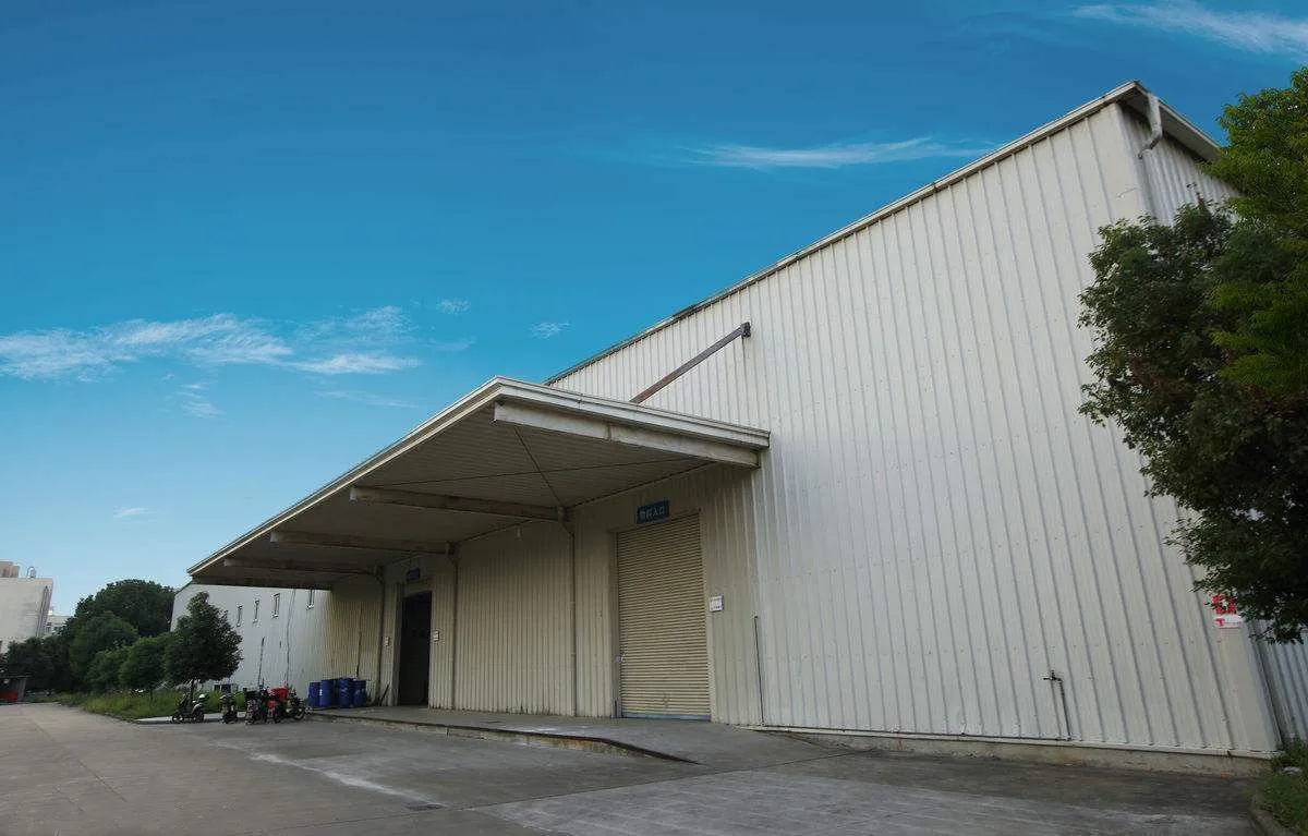 การประชุมเชิงปฏิบัติการคลังสินค้าสำเร็จรูปแผงแซนวิช PU หุ้มฉนวนสูงและอาคารพาณิชย์